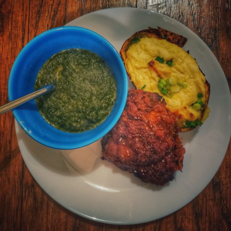 Sausage, Cannellini, and Kale Soup