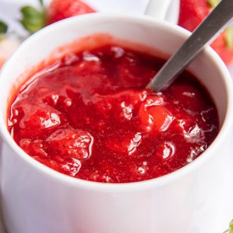 Beet & Orange Salad with Sans-Poppy Seeds dressing